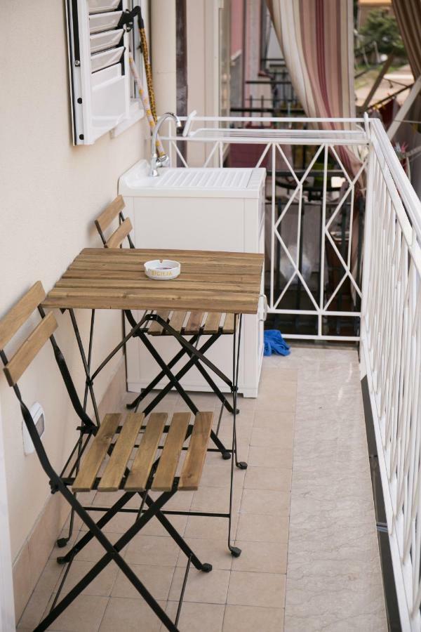 Ludovica Home Giardini Naxos Exterior foto